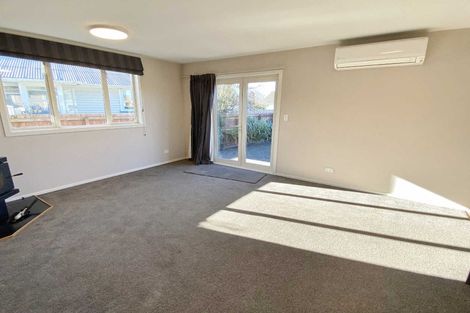Photo of property in 33 Bellbrook Crescent, Shirley, Christchurch, 8013