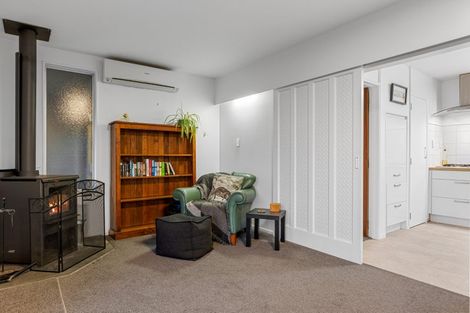 Photo of property in 56 Effingham Street, North New Brighton, Christchurch, 8083