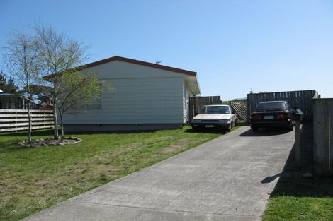 Photo of property in 34 Rosewood Place, Paraparaumu, 5032
