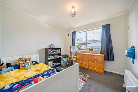 Photo of property in 63 Norana Road, Timberlea, Upper Hutt, 5018