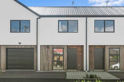 Photo of property in 2/7 Gresford Street, Edgeware, Christchurch, 8013
