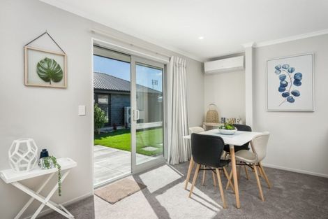 Photo of property in 2 Dame Nganeko Drive, Glenbrook, 2681