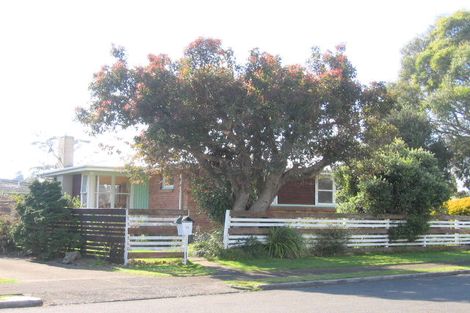 Photo of property in 17 Epsom Road, Mount Maunganui, 3116