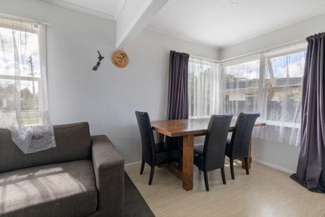 Photo of property in 53 Collins Road, Melville, Hamilton, 3206
