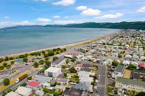 Photo of property in 9 East Street, Petone, Lower Hutt, 5012