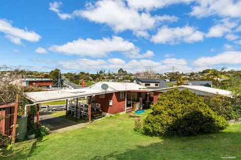 Photo of property in 4 Beverley Road, Stanmore Bay, Whangaparaoa, 0932