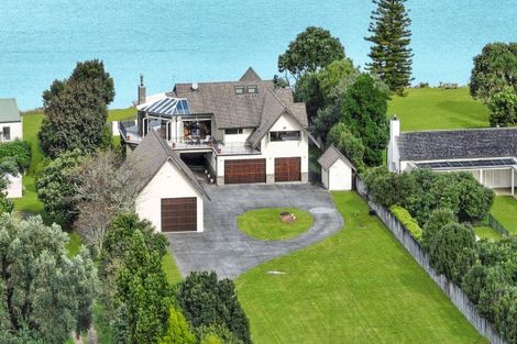 Photo of property in 22 Aileen Place, Whangamata, 3691