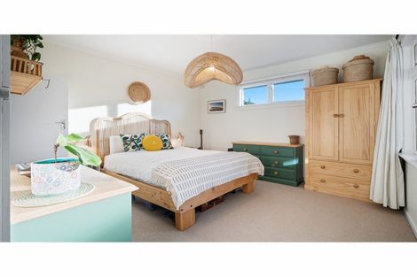 Photo of property in 24 Derrett Place, Saint Martins, Christchurch, 8022