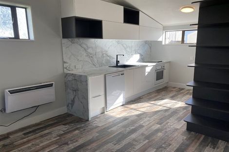 Photo of property in 358 Adelaide Road, Newtown, Wellington, 6021