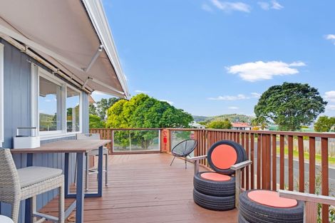 Photo of property in 201 Chartwell Avenue, Whangamata, 3620
