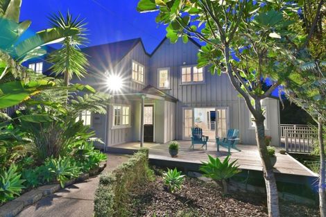 Photo of property in 59 Chatham Avenue, Paremoremo, Auckland, 0632