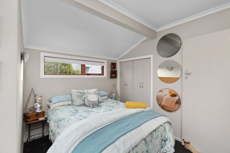 Photo of property in 25 Rogan Street, New Plymouth, 4310