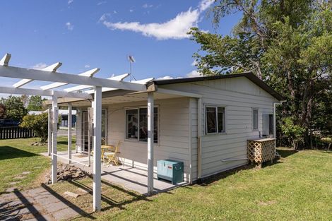 Photo of property in 106 Brandon Street, Featherston, 5710