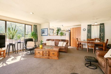 Photo of property in 11 Inverness Crescent, Arrowtown, 9302