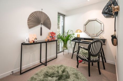 Photo of property in Mariner, 1/140b Oriental Parade, Oriental Bay, Wellington, 6011