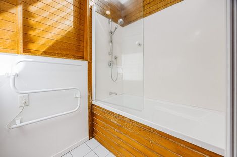 Photo of property in 57 Highland Park Drive, Highland Park, Auckland, 2010