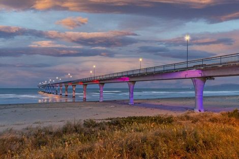 Photo of property in 164a Marine Parade, New Brighton, Christchurch, 8083