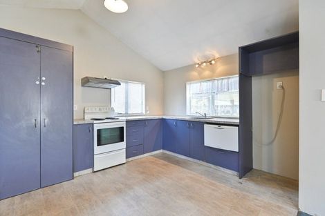 Photo of property in 1024 Hood Street, Mayfair, Hastings, 4122