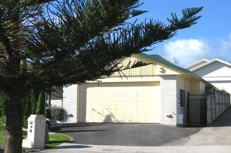 Photo of property in 1/27 Bronte Place, Somerville, Auckland, 2014