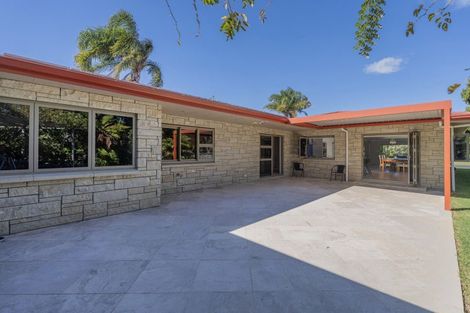 Photo of property in 79 Robinson Road, Whitianga, 3510