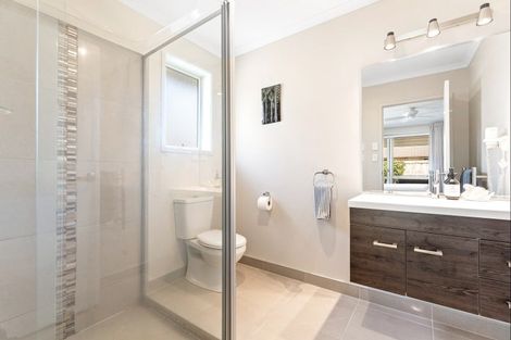 Photo of property in 20 Kokihi Lane, Snells Beach, 0920