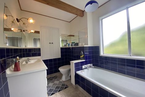 Photo of property in 73 Volga Street, Island Bay, Wellington, 6023