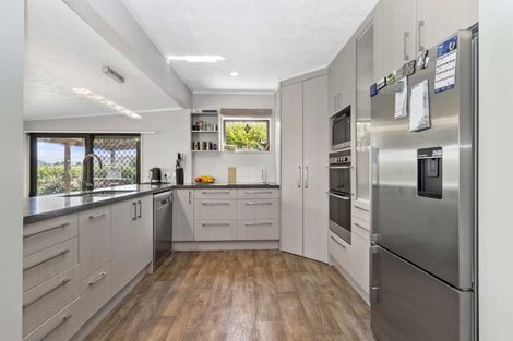 Photo of property in 16 Grace Avenue, Te Aroha, 3320