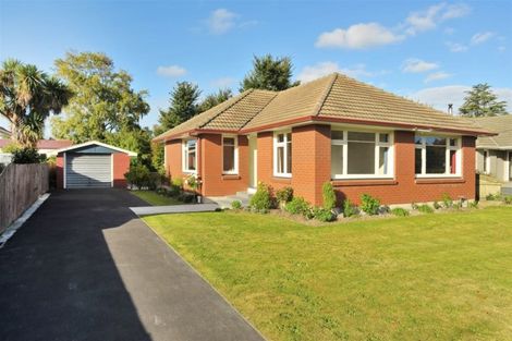 Photo of property in 6 Kinnaird Place, Hillmorton, Christchurch, 8025