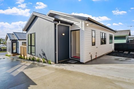 Photo of property in 19b Red Beach Road, Red Beach, 0932