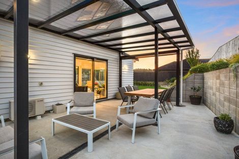 Photo of property in 194 Navigation Drive, Whitby, Porirua, 5024