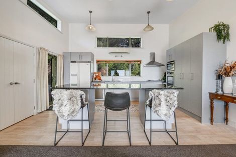 Photo of property in 91 Mangakura Road, Helensville, 0875