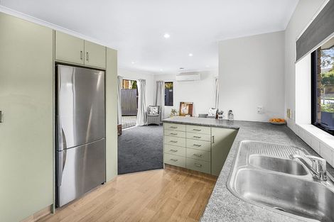 Photo of property in 5 Guernsey Place, Grandview Heights, Hamilton, 3200