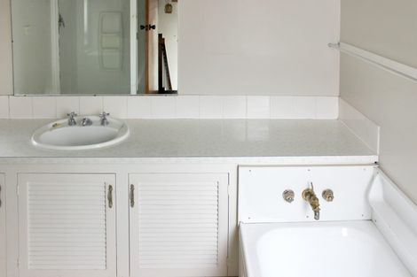 Photo of property in 1/138 Waimairi Road, Ilam, Christchurch, 8041