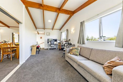 Photo of property in 8a Commissariat Road, Mount Wellington, Auckland, 1060