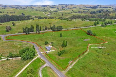 Photo of property in 1542 State Highway 12, Paparoa, Maungaturoto, 0583