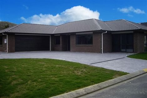 Photo of property in 24 Sunstone Crescent, Brown Owl, Upper Hutt, 5018