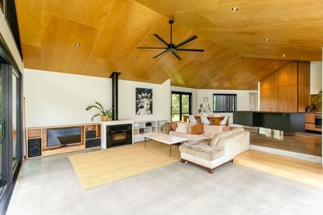 Photo of property in 23c Arden Place, Oakura, 4314