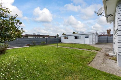 Photo of property in 11 Hereford Street, Levin, 5510