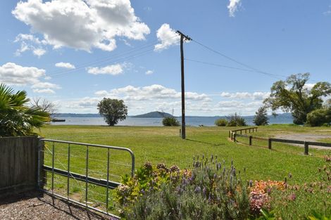 Photo of property in 8 Raukura Place, Koutu, Rotorua, 3010