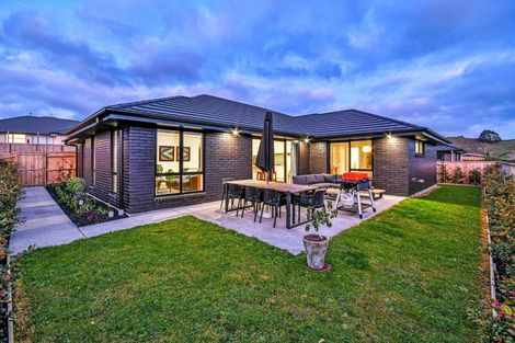 Photo of property in 19a Leathem Crescent, Pokeno, 2402