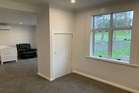 Photo of property in 97 Great North Road, Waipawa, 4210