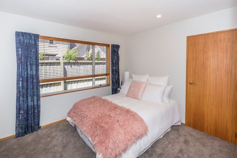 Photo of property in 376a Memorial Avenue, Burnside, Christchurch, 8053