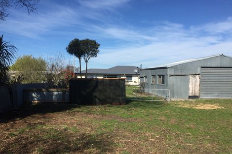 Photo of property in 30 Timaru Road, Waimate, 7924