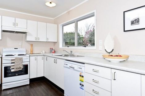 Photo of property in 2 Raymond Street, Fairview Downs, Hamilton, 3214