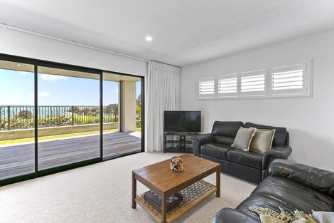 Photo of property in 9 Bayly Road, Moturoa, New Plymouth, 4310