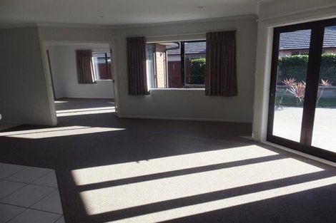 Photo of property in 13 Holly Place, Rototuna North, Hamilton, 3210