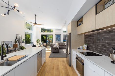 Photo of property in 103 Bowenvale Avenue, Cashmere, Christchurch, 8022