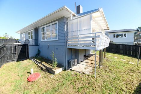 Photo of property in 117 Godley Road, Green Bay, Auckland, 0604