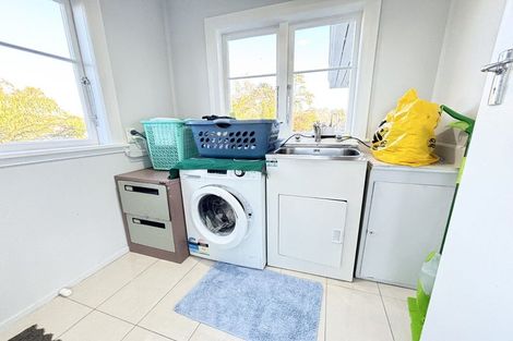 Photo of property in 51 Rua Road, Glen Eden, Auckland, 0602