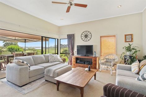 Photo of property in 48 Wharf Road, Clarks Beach, Pukekohe, 2679
